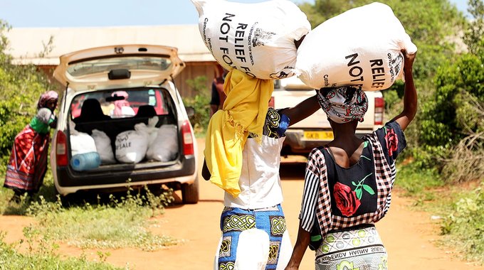 OSCAR WANJE DISTRIBUTES GOVERNMENT RELIEF FOOD TO GANDA WARD RESIDENTS